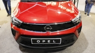 اوپل کراس لند توسط پرشیا خودرو در نمایشگاه شیراز رونمایی شد