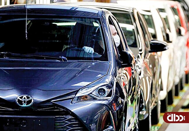 تویوتا پرفروش‌ترین خودروساز جهان شد