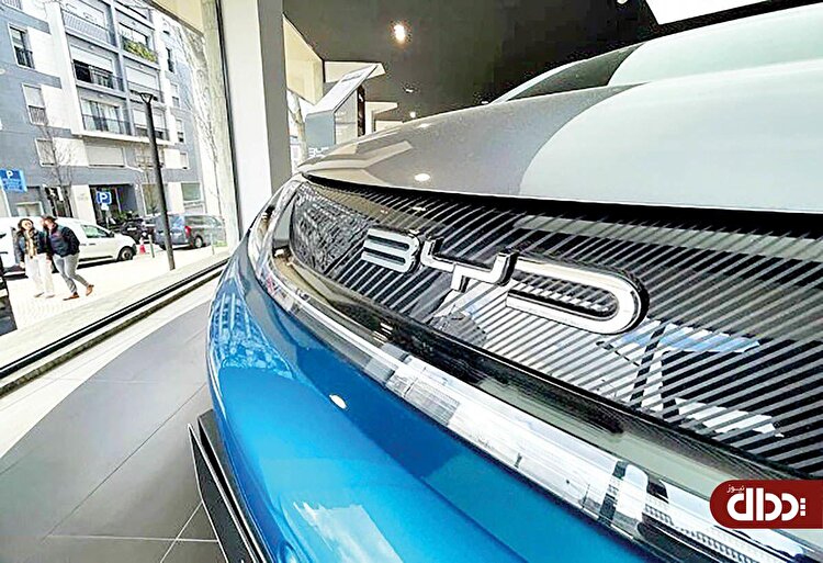 BYD مشتریان را از خیابان به پیست می‌آورد