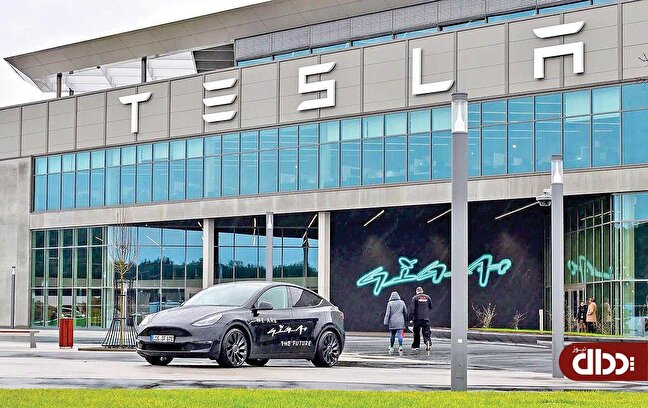 افت فروش تسلا ادامه دارد