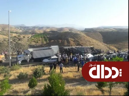 عکس/ تصادف ۱۲ خودرو در محور دماوند به تهران