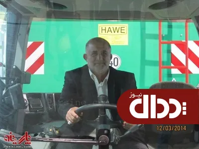 عکس/ تراکتور سواری یک نماینده مجلس