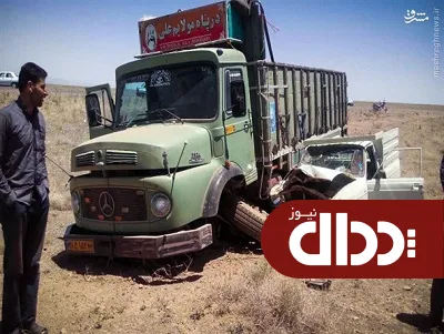 عکس/ تصادف کامیون با پیکان وانت