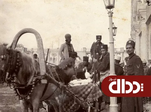 عکس/ درشکه حمل پول در میدان توپخانه قدیم تهران