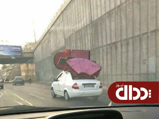 عکس/ حمل مبل با خودروی تیبا!