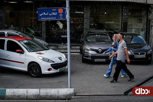 نباید قیمت خودرو جهشی و بدون دلیل بالا برود