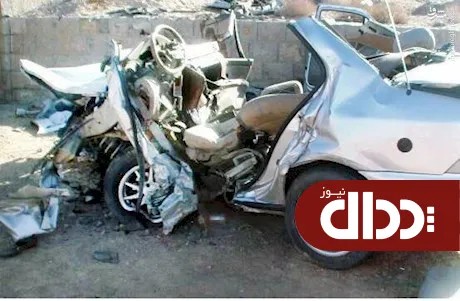 عکس/ نجات معجزه وار در سمند مچاله شده