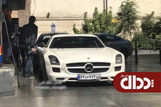 عکس/ مرسدس بنز لوکس میلیاردی در حال بنزین زدن