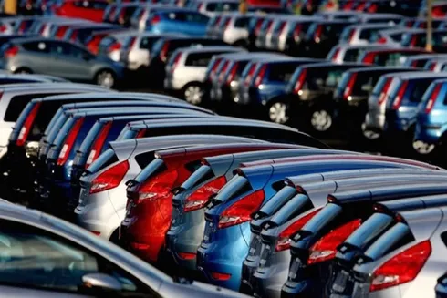 مسیر ترخیص خودروهای فاقد شناسه ارزش تسهیل شد +جزئیات