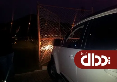 عکس/ تمرین «برزیل» زیر نور چراغ خودرو!